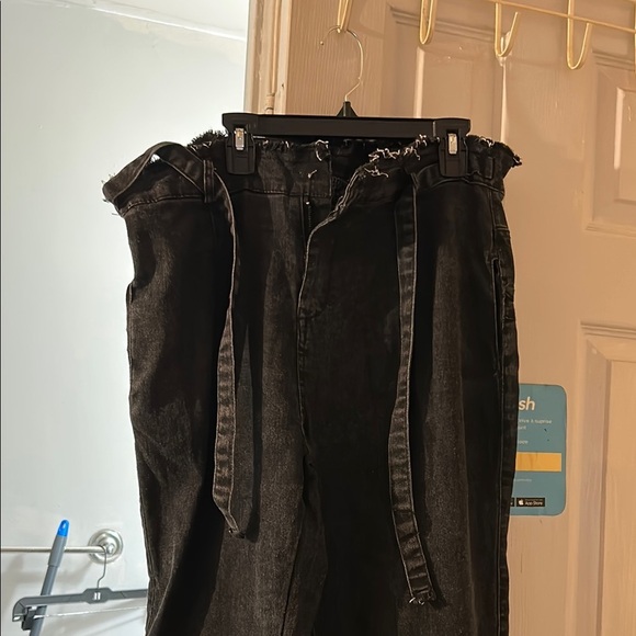 High Rise Black Jeans - Picture 1 of 1